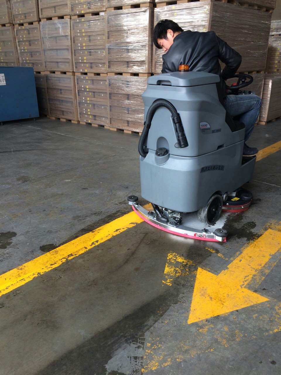 酒店内可以使用洗地机清洁地面吗?适合哪种款?