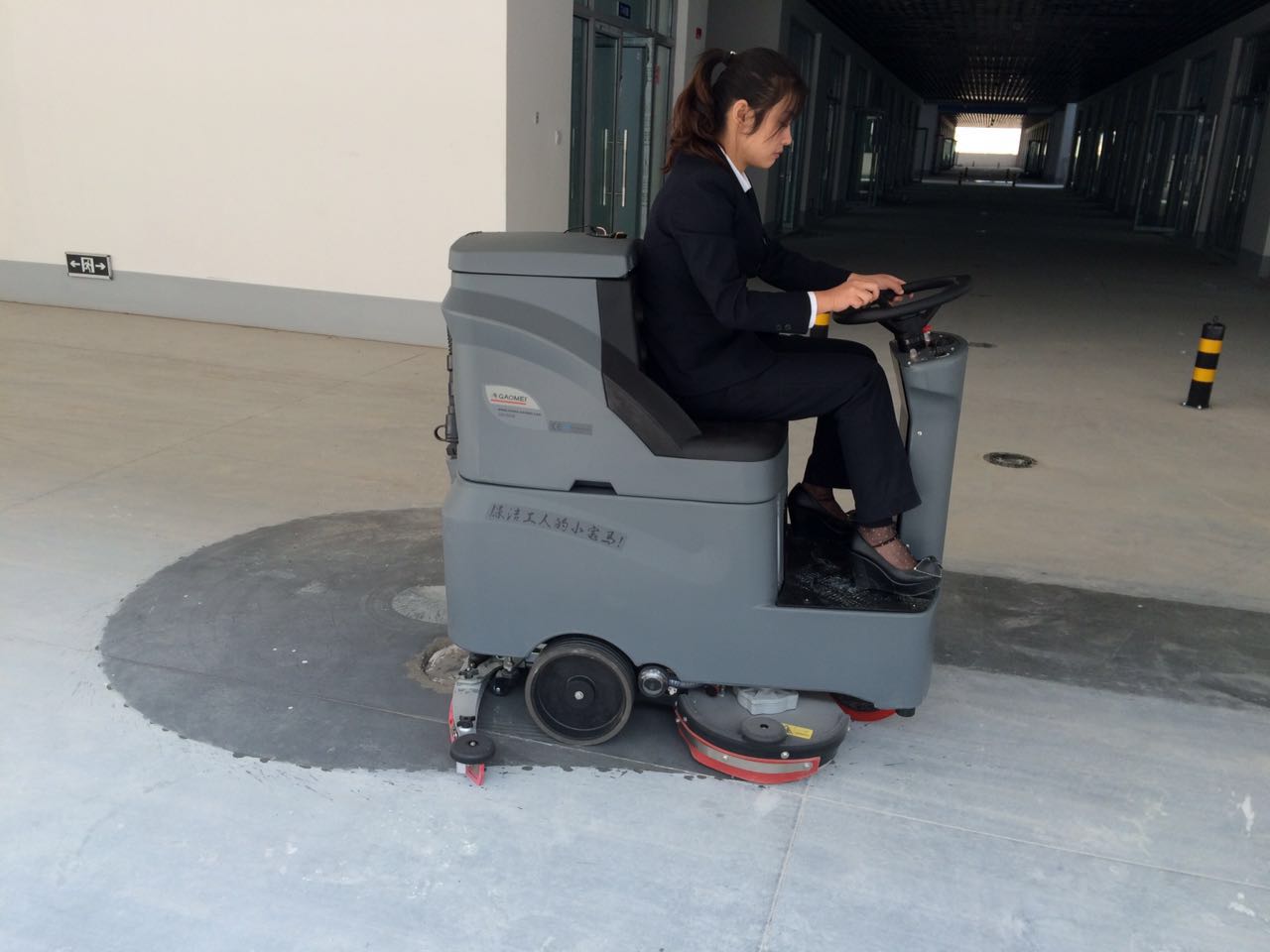 驾驶式洗地车的生产存在哪些问题？